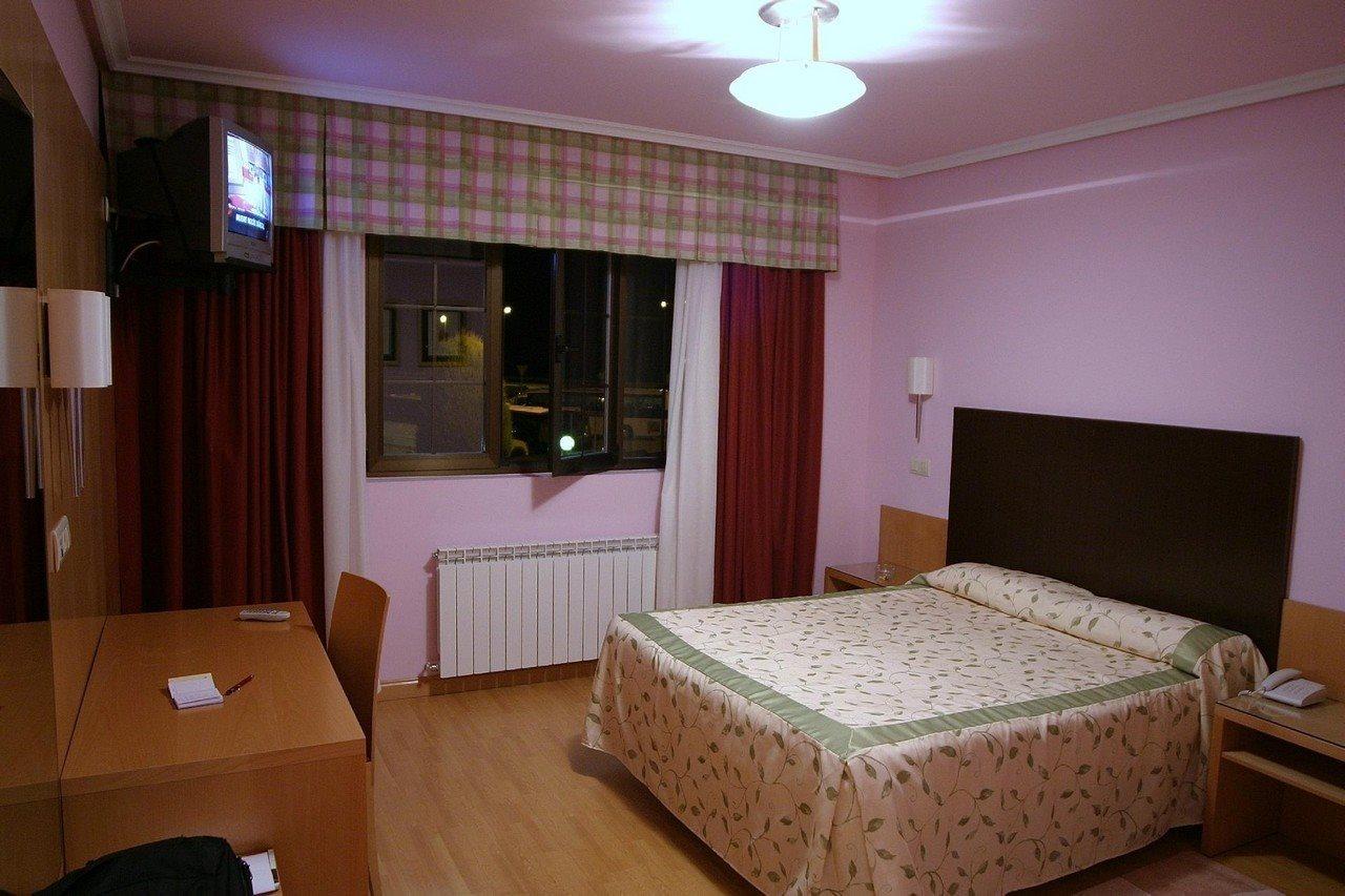 Alisa Hotel 3*